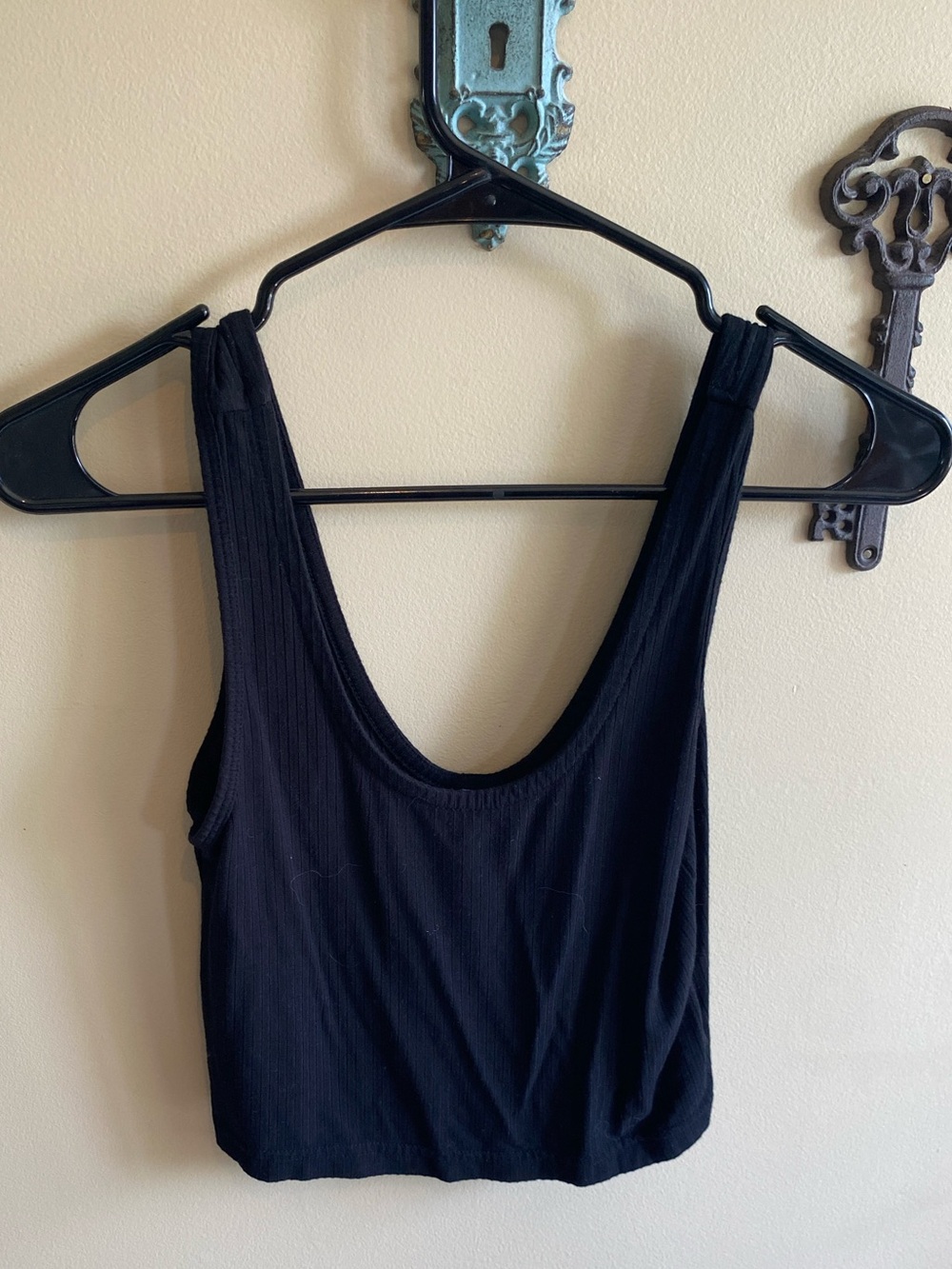 Old Navy Black Ribbed Scoop-Neck Tank